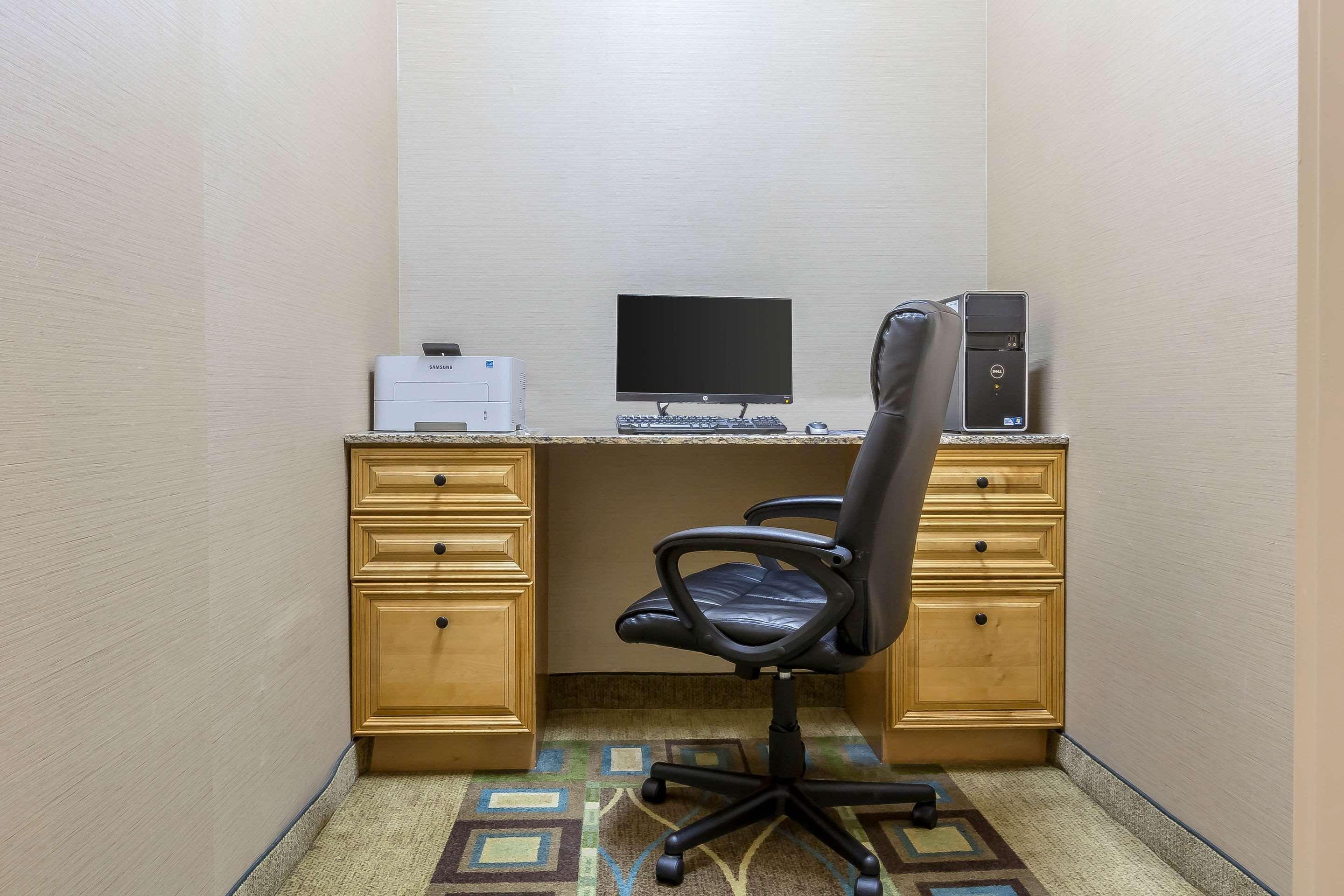 וילה ריקה Comfort Inn & Suites מראה חיצוני תמונה