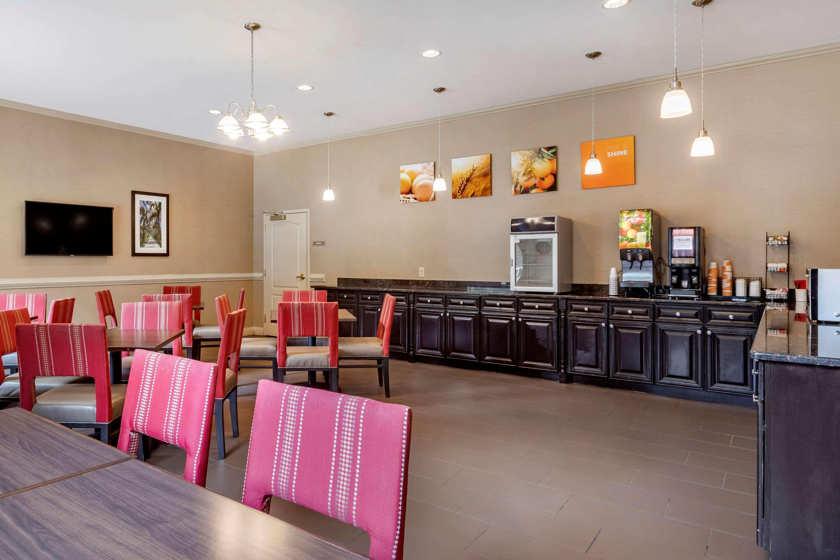 וילה ריקה Comfort Inn & Suites מראה חיצוני תמונה